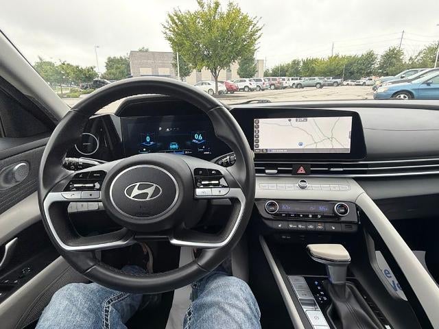 2024 Hyundai ELANTRA Limited