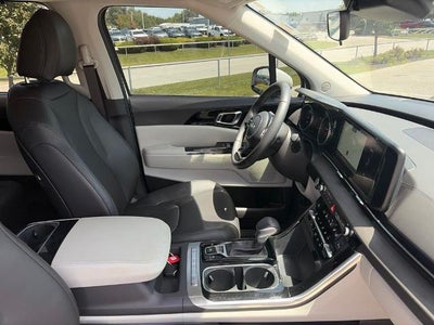 2024 Kia Carnival EX