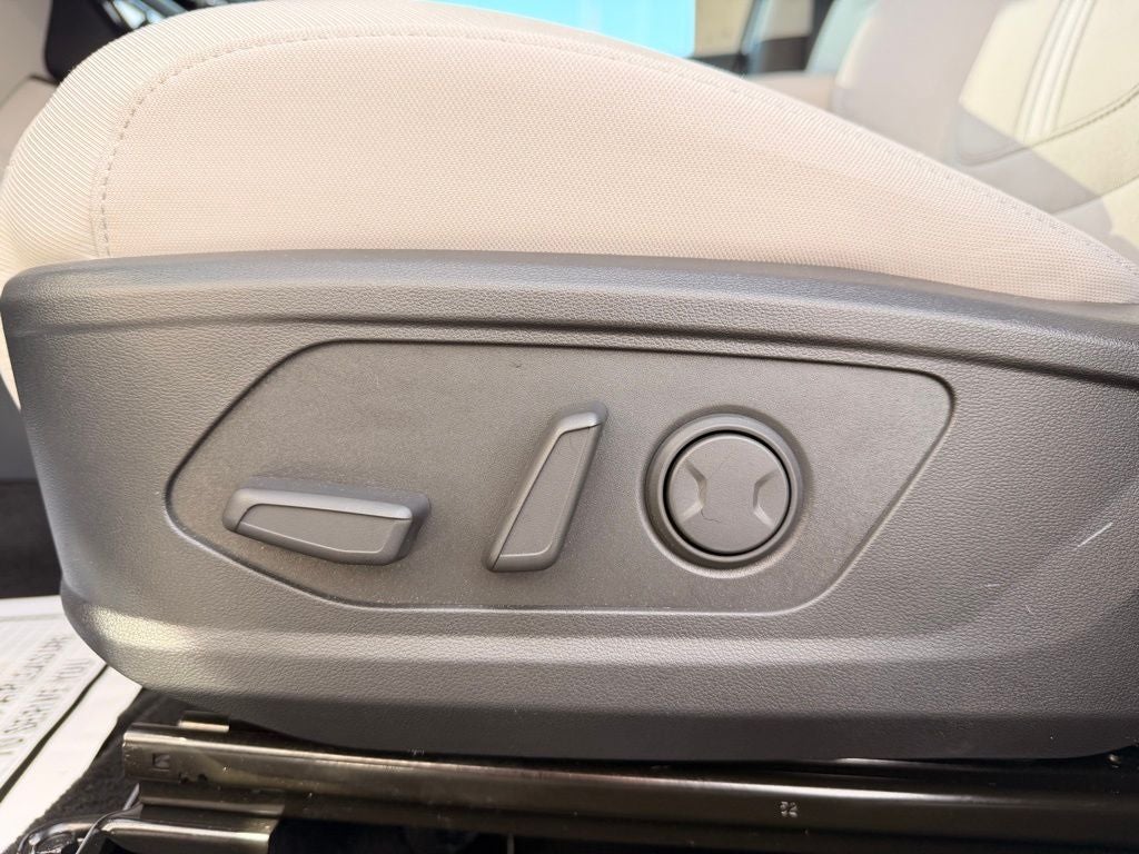 2025 Hyundai TUCSON SEL FWD