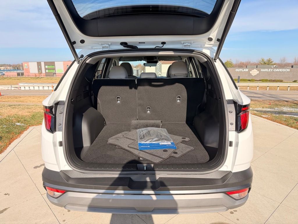 2025 Hyundai TUCSON SEL FWD