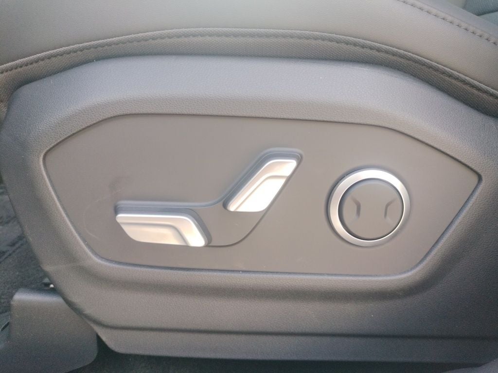 2025 Hyundai SANTA FE SEL FWD