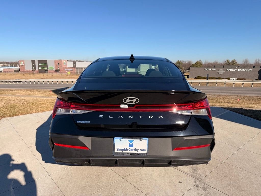 2025 Hyundai ELANTRA HYBRID SEL Sport