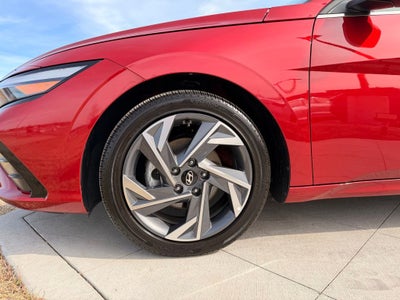 2025 Hyundai ELANTRA Limited