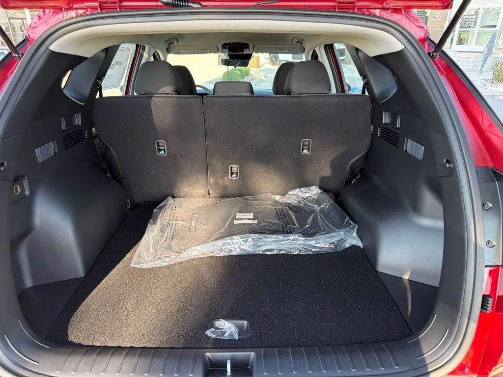 2026 Hyundai TUCSON SE