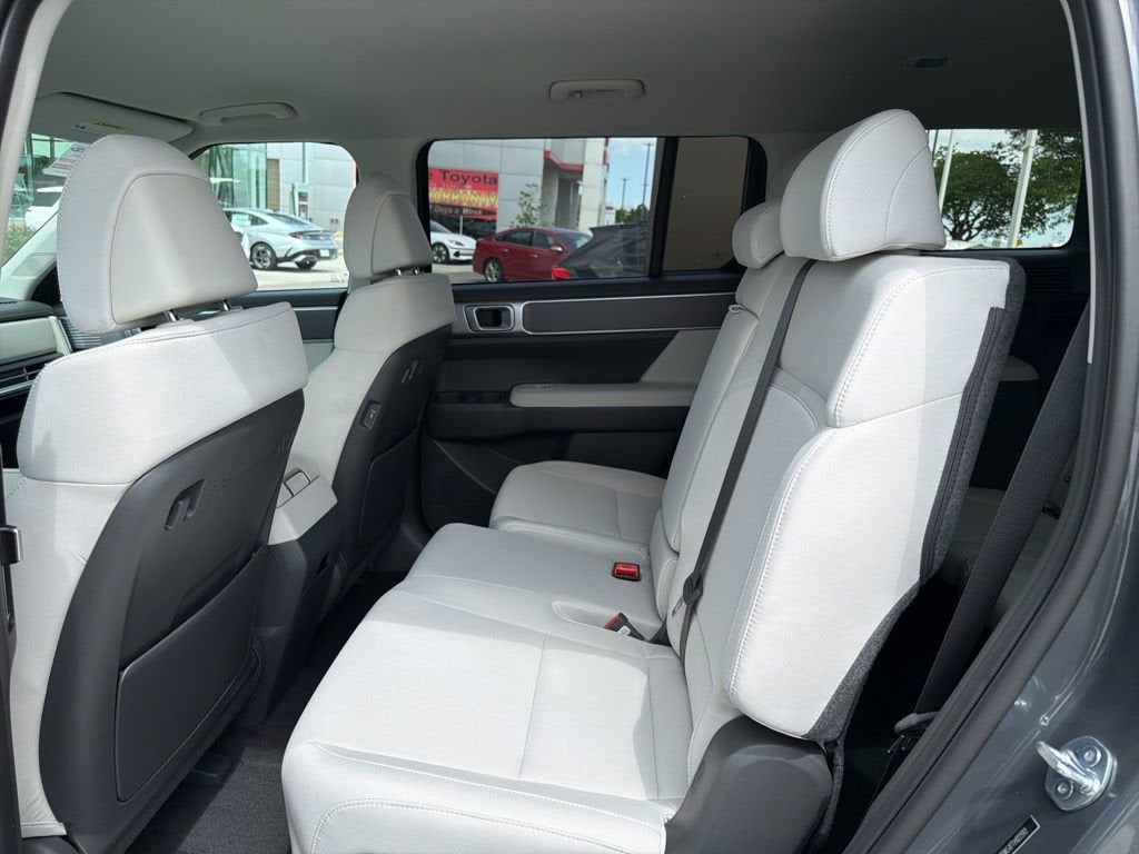 2026 Hyundai SANTA FE HYBRID SE