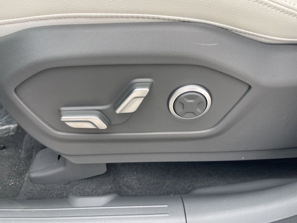 2026 Hyundai SANTA FE Limited 7P