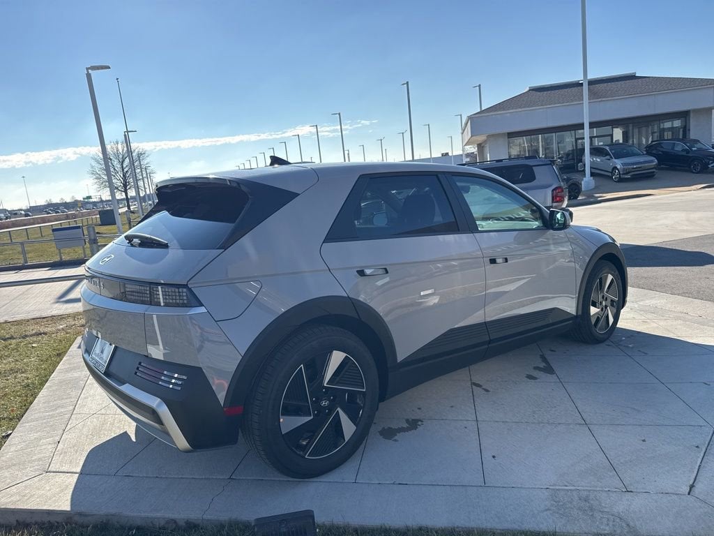 2026 Hyundai IONIQ 5 SE