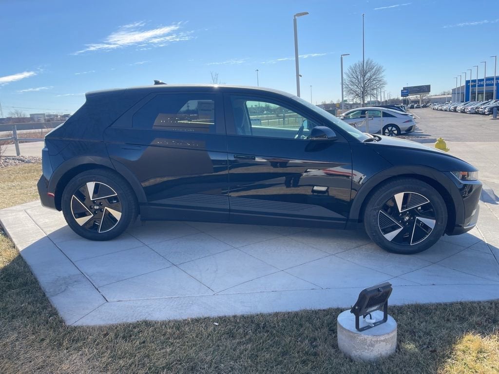 2026 Hyundai IONIQ 5 SE