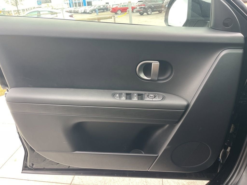 2026 Hyundai IONIQ 5 SE