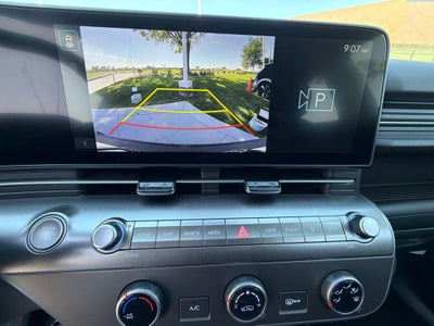 2026 Hyundai KONA SE