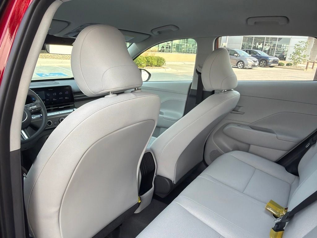 2026 Hyundai KONA SE