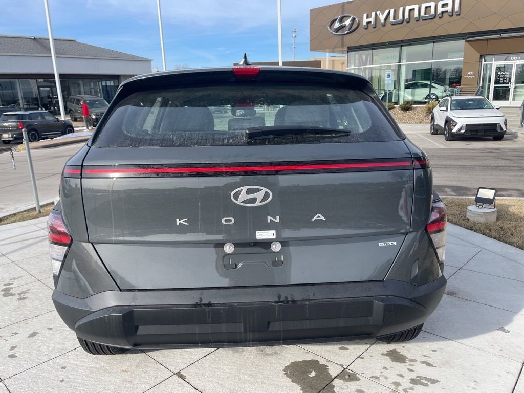 2026 Hyundai KONA SE