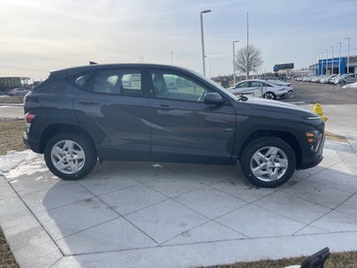 2026 Hyundai KONA SE