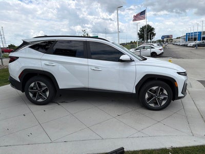 2026 Hyundai TUCSON HYBRID SEL