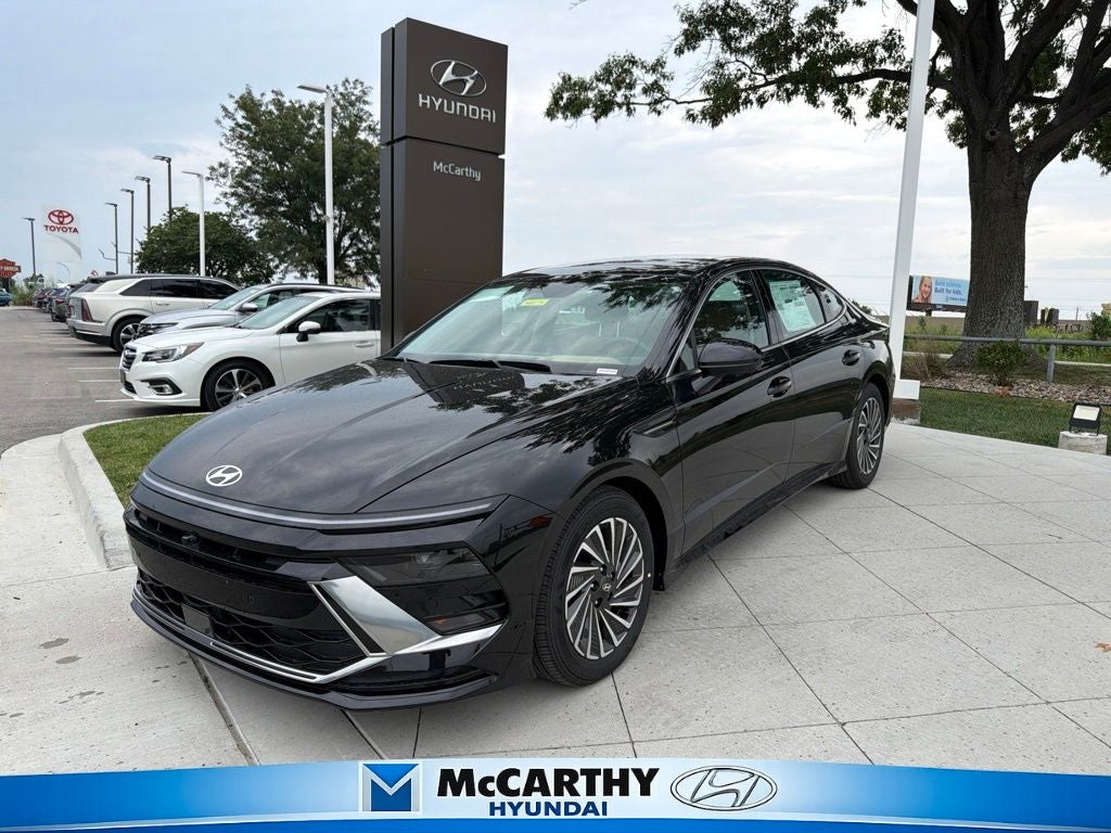 2026 Hyundai SONATA HYBRID Limited