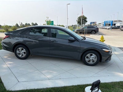 2026 Hyundai ELANTRA SE
