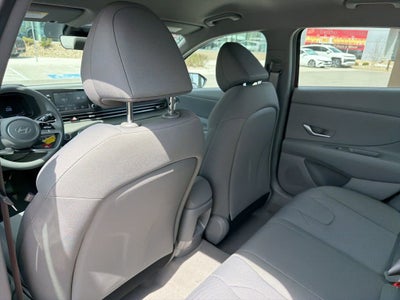 2026 Hyundai ELANTRA SE