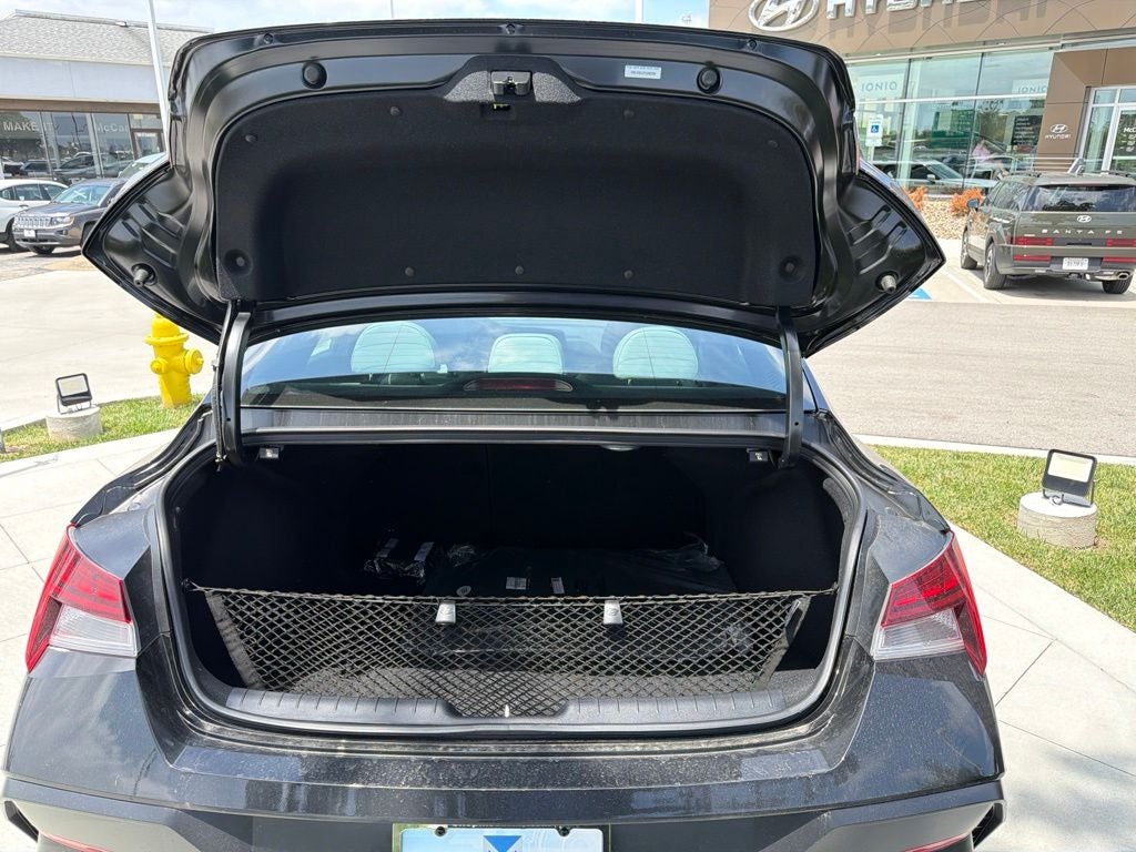 2026 Hyundai ELANTRA HYBRID Limited