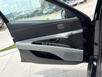2026 Hyundai ELANTRA HYBRID Limited