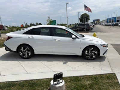 2026 Hyundai ELANTRA Limited
