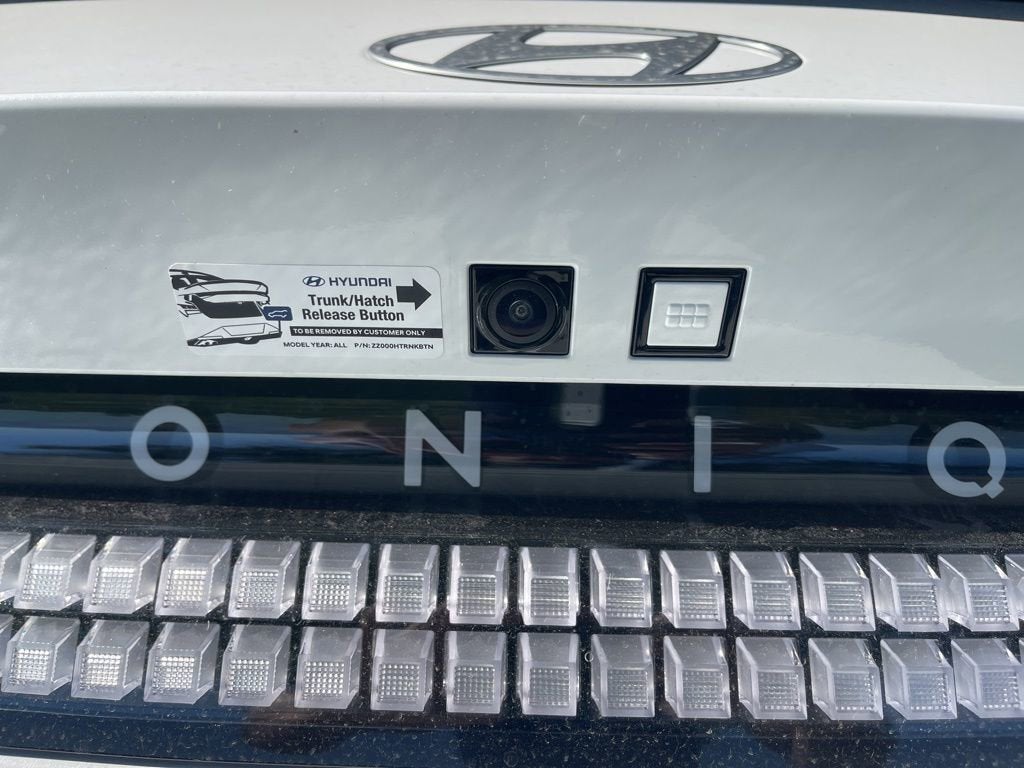 2025 Hyundai IONIQ 6 SE