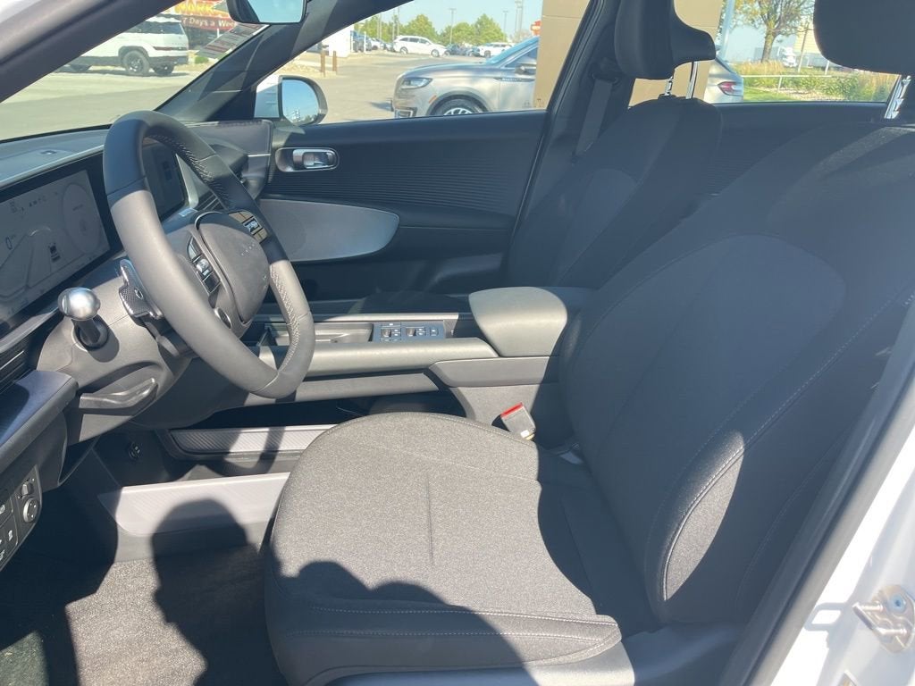 2025 Hyundai IONIQ 6 SE