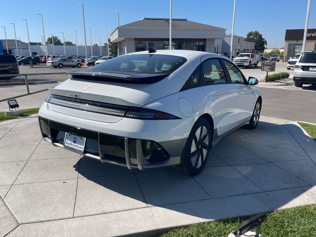 2025 Hyundai IONIQ 6 SE