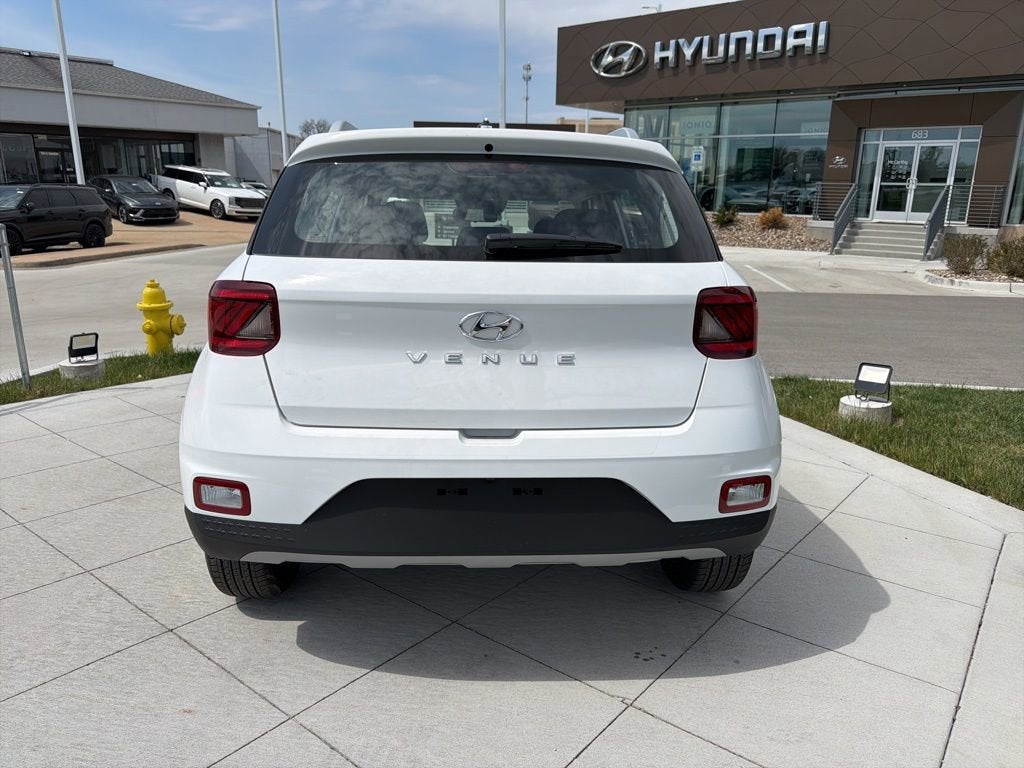 2026 Hyundai VENUE SEL