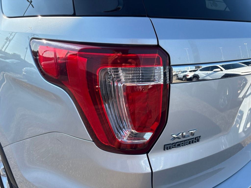 2017 Ford Explorer XLT - Photo 14