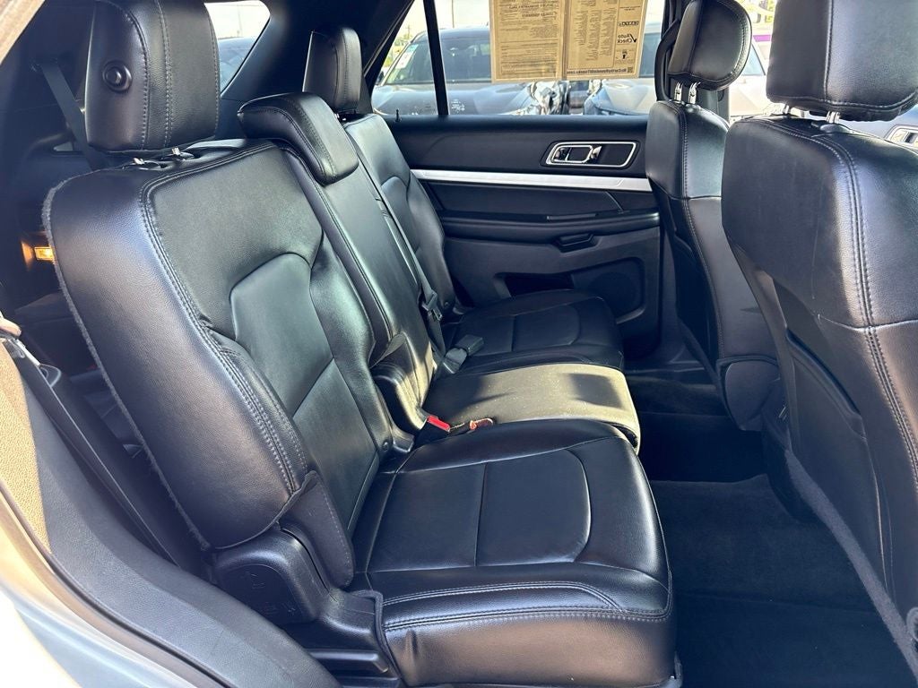 2017 Ford Explorer XLT - Photo 30
