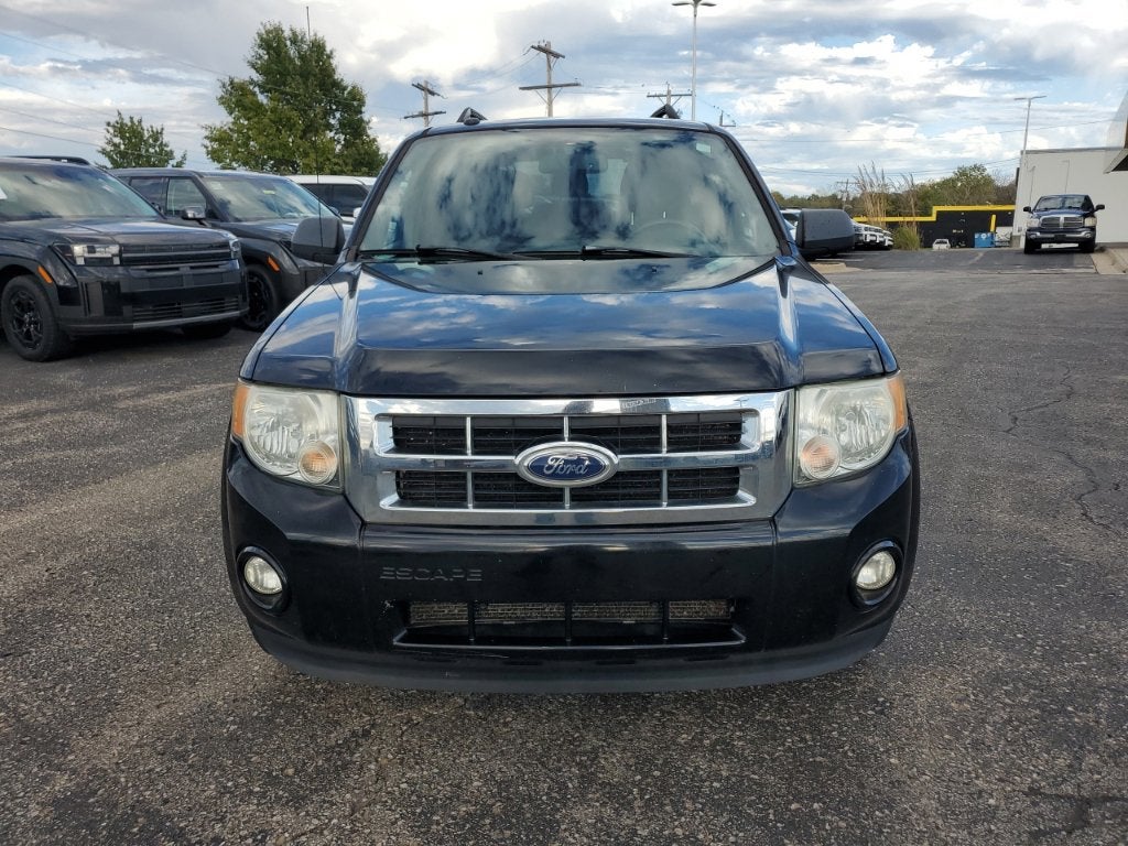 Used 2012 Ford Escape XLT with VIN 1FMCU0DG1CKA21811 for sale in Topeka, KS