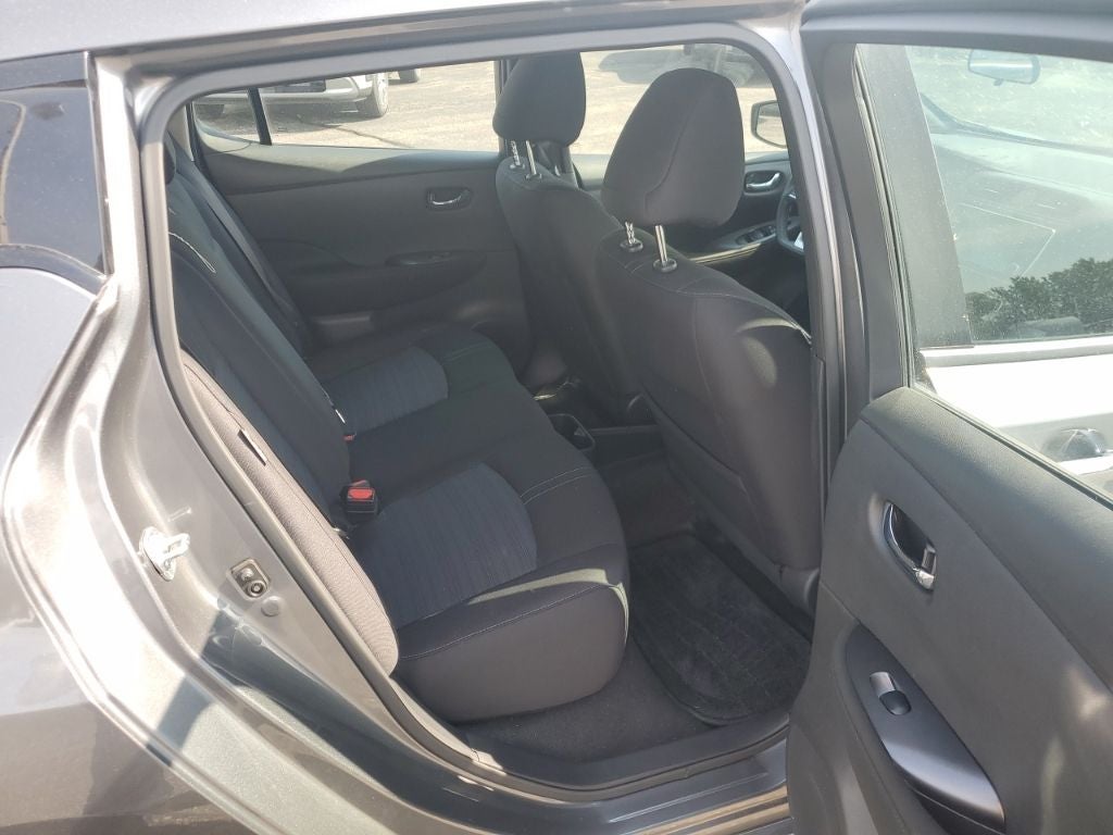 2025 Nissan Leaf S