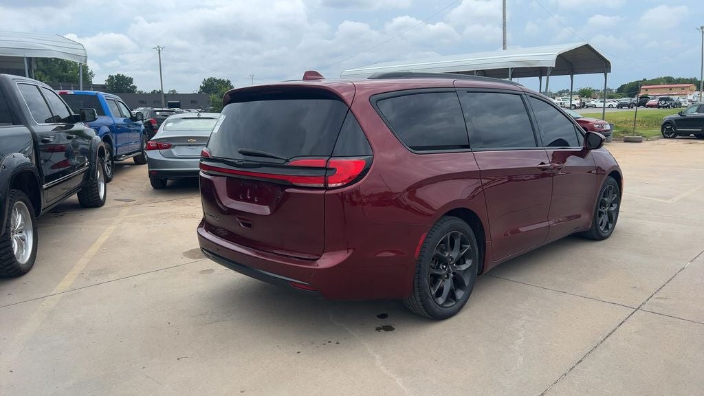 2021 Chrysler Pacifica Touring