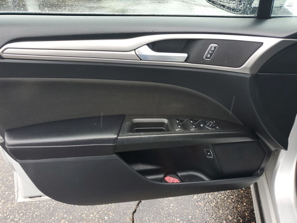 2019 Ford Fusion Hybrid SE - Photo 15