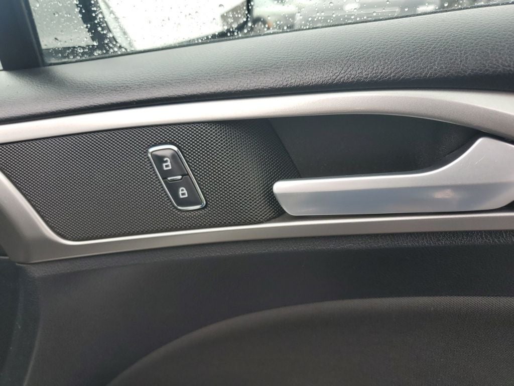 2019 Ford Fusion Hybrid SE - Photo 38
