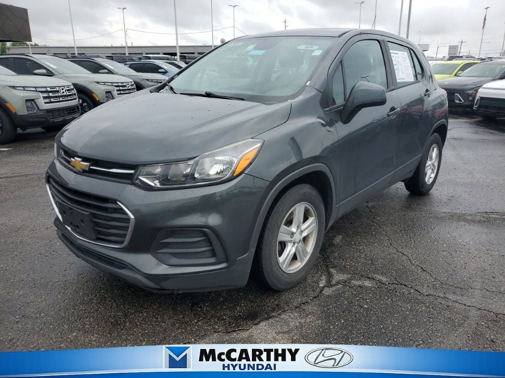 2020 Chevrolet Trax LS's photo