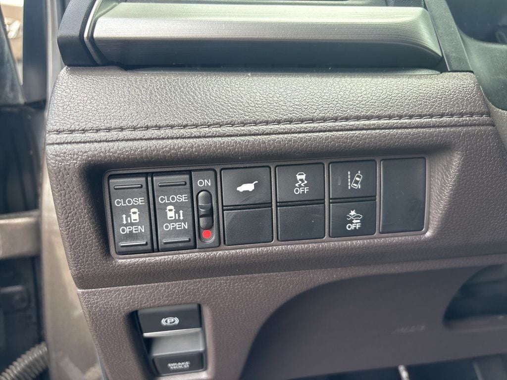 2018 Honda Odyssey EX-L - Photo 17