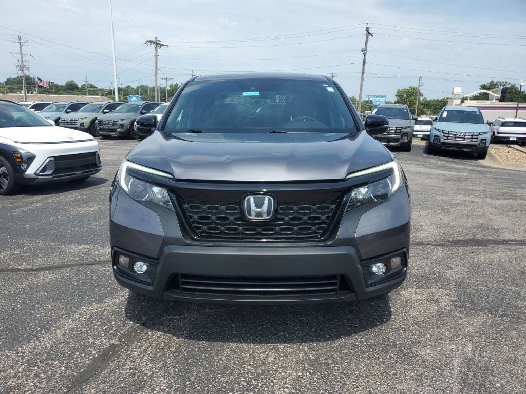 Used 2020 Honda Passport EX-L with VIN 5FNYF8H56LB006164 for sale in Kansas City