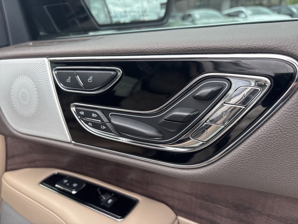2023 Lincoln Navigator L Reserve