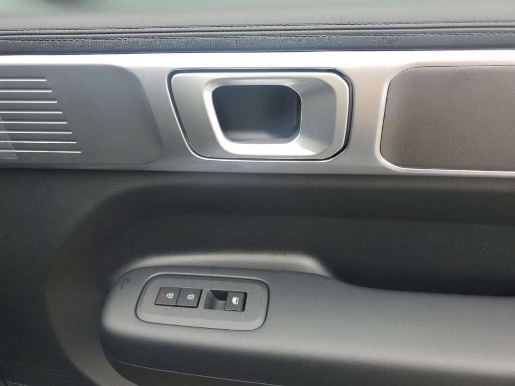 2027 Hyundai SANTA FE HYBRID SE