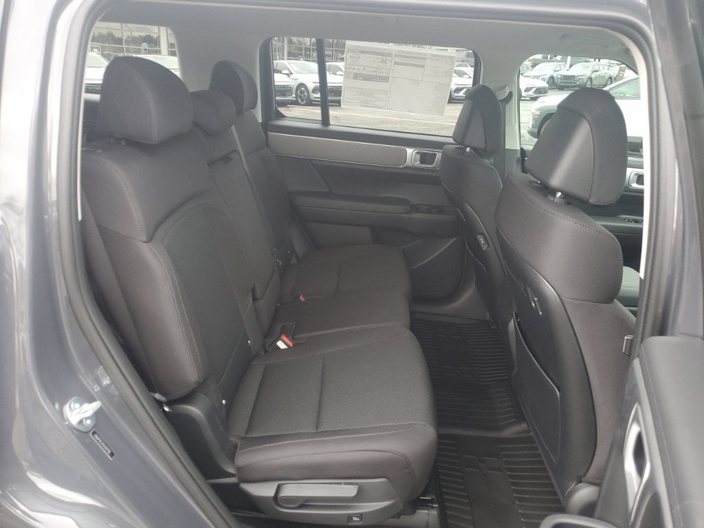 2027 Hyundai SANTA FE HYBRID SE