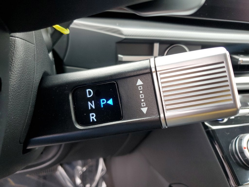 2027 Hyundai SANTA FE SE FWD