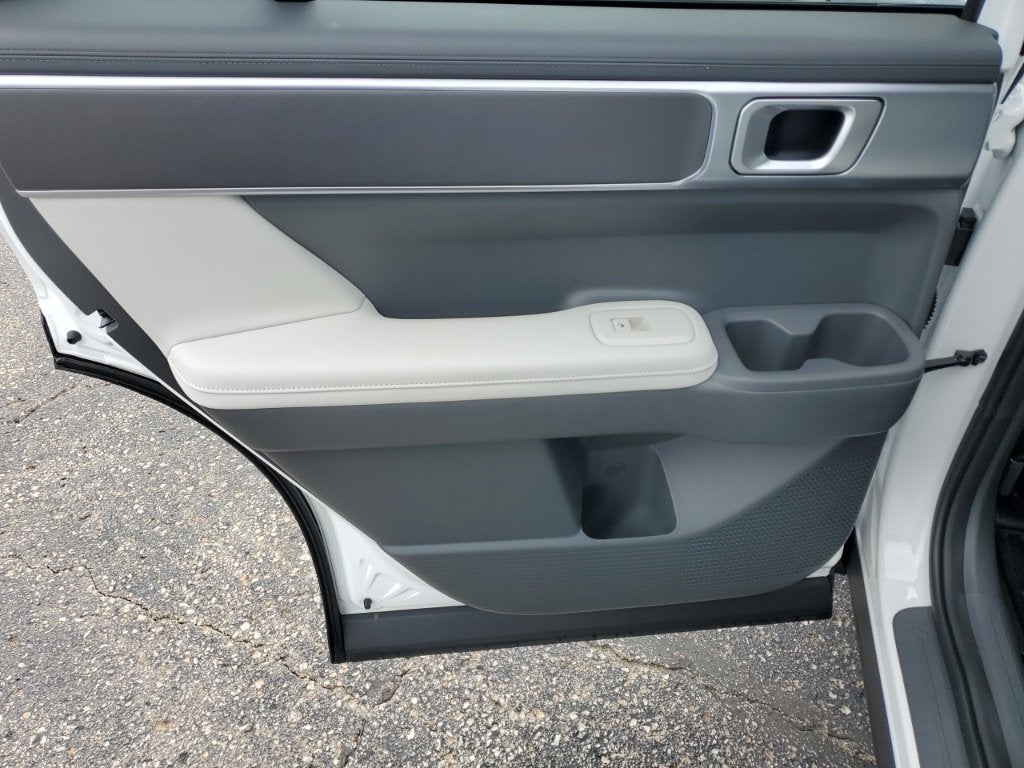 2027 Hyundai SANTA FE HYBRID SEL