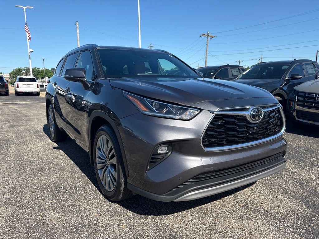 2021 Toyota Highlander Platinum