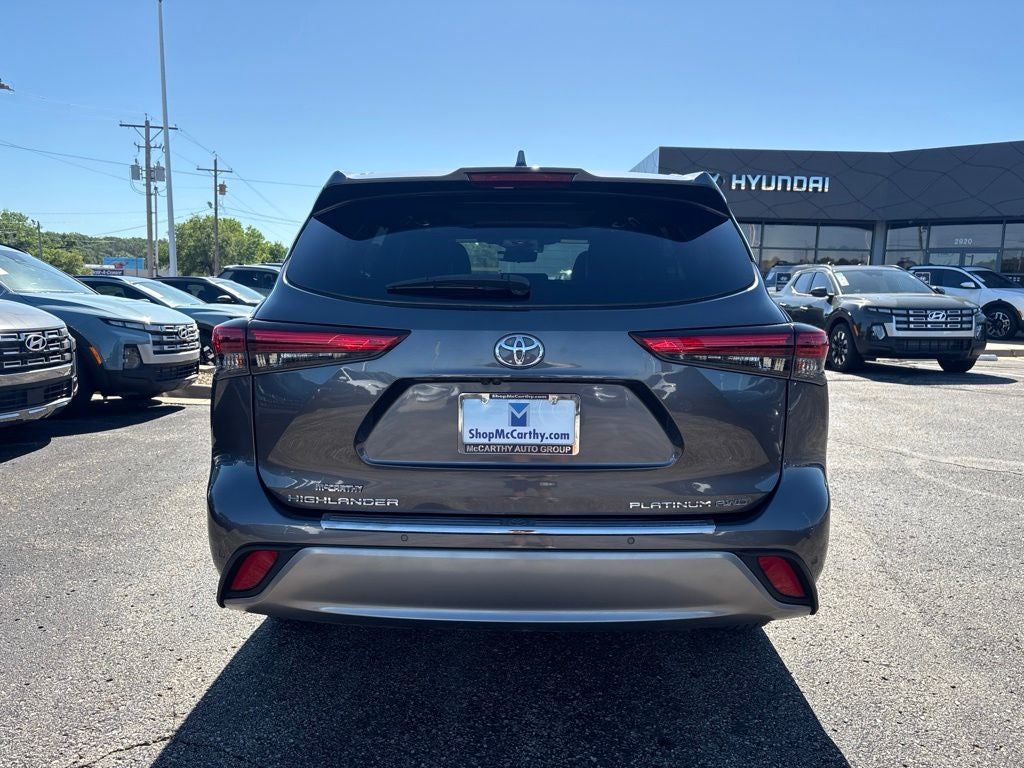 2021 Toyota Highlander Platinum