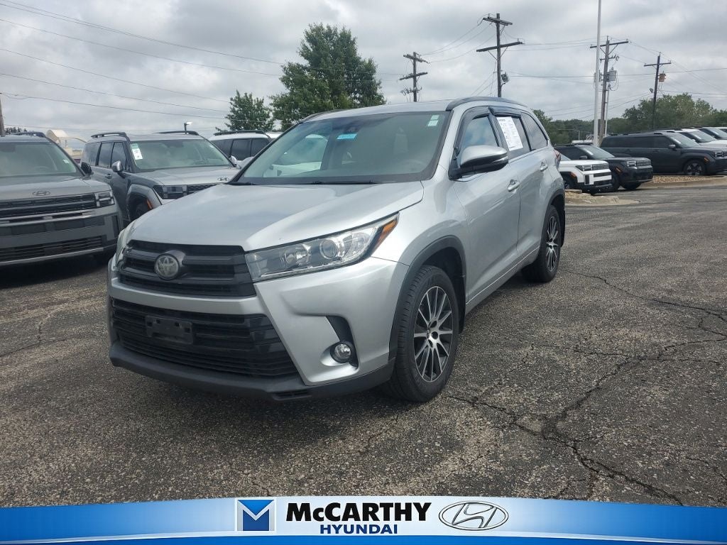 2017 Toyota Highlander SE