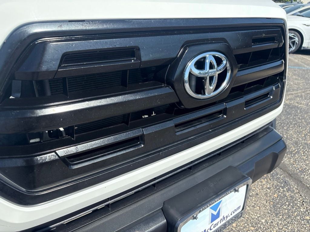 2016 Toyota Tacoma SR