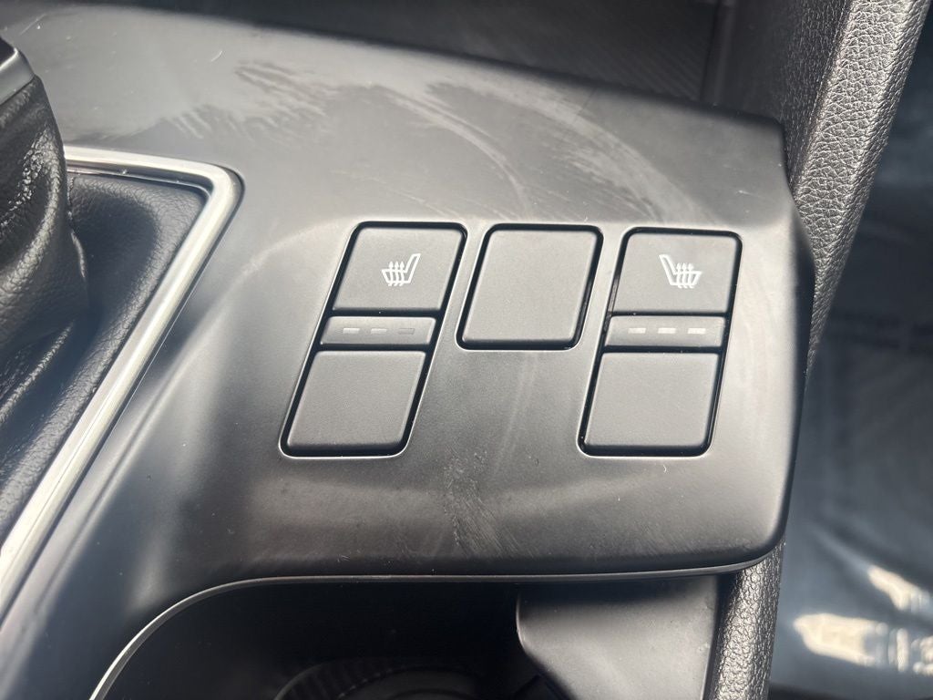 2025 Kia Sportage LX - Photo 22