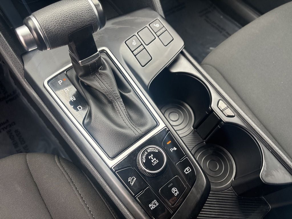 2025 Kia Sportage LX - Photo 23
