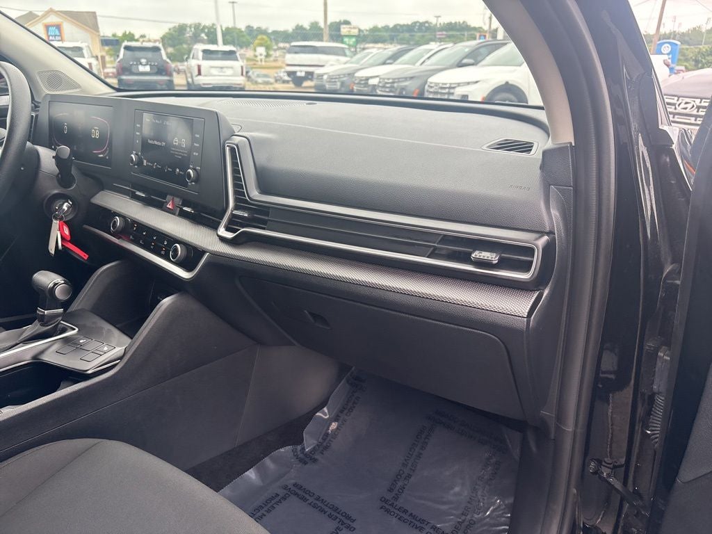 2025 Kia Sportage LX - Photo 31